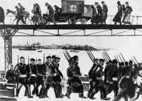 1927 Эскиз картины «Оборона Петрограда». Б., гуашь. 58х83 Одесса - Дейнека
